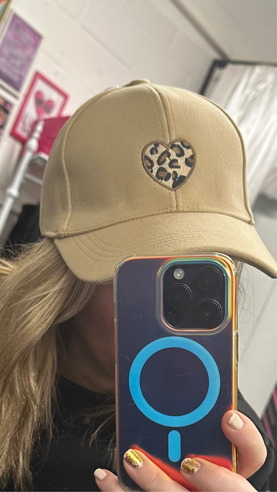 THE LEO CAP