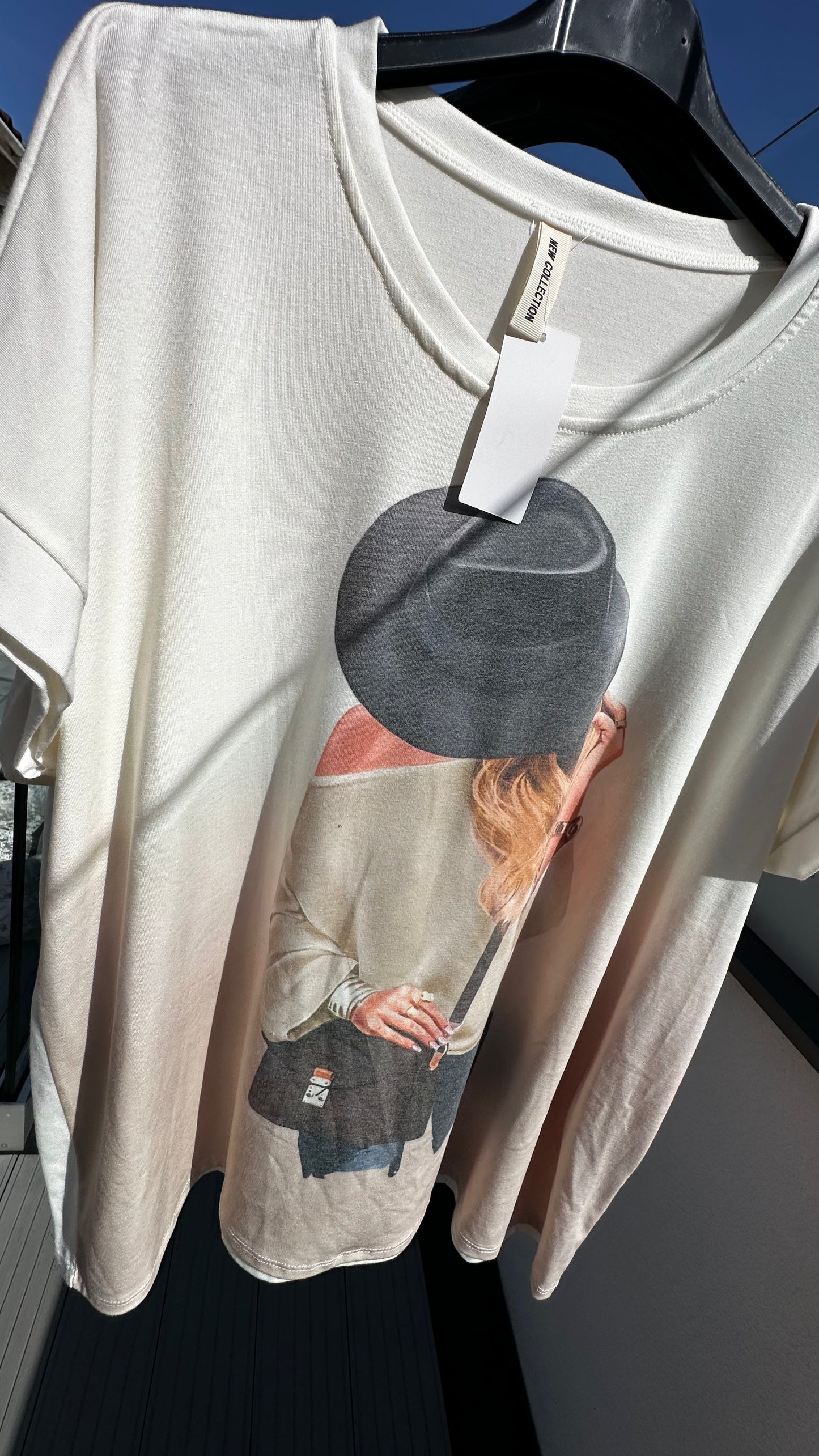 The JOAN tee
