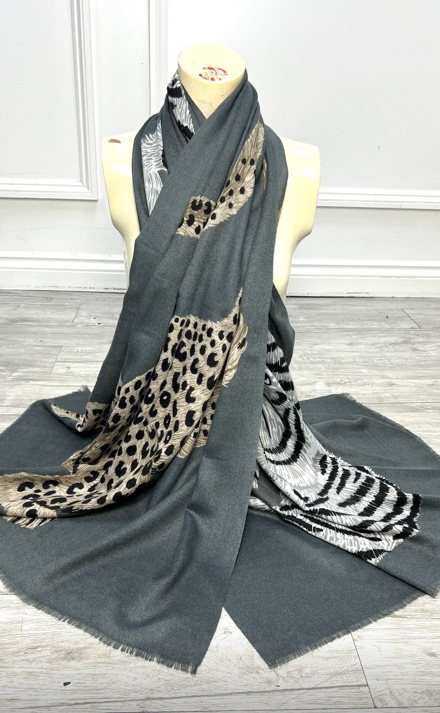 CHEETA TIGER SCARF