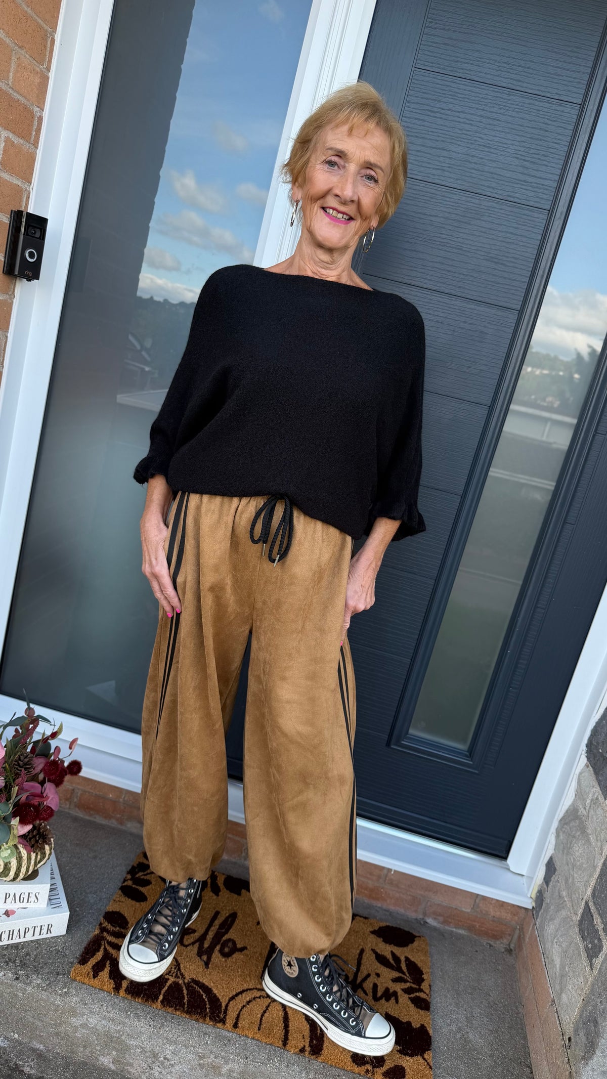 THE SIA JUMPER