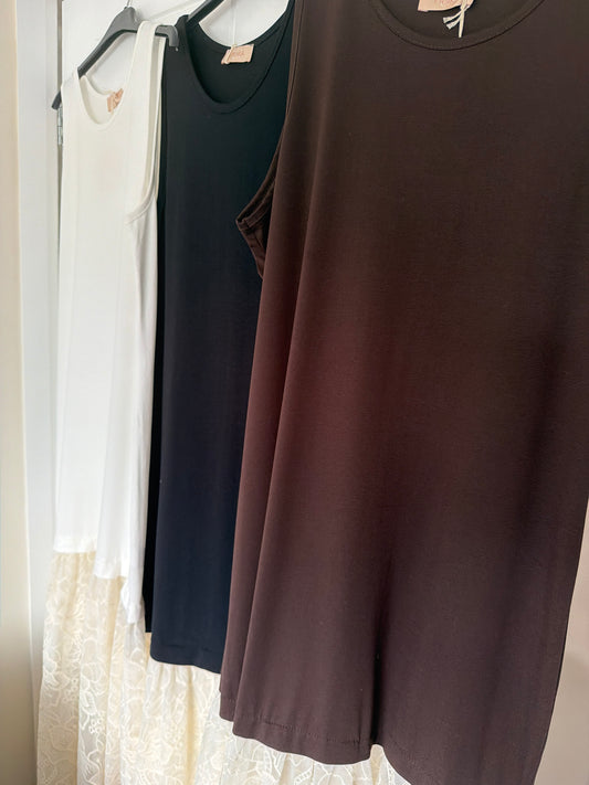 LANA MAXI DRESS WITH LACE BOTTOM
