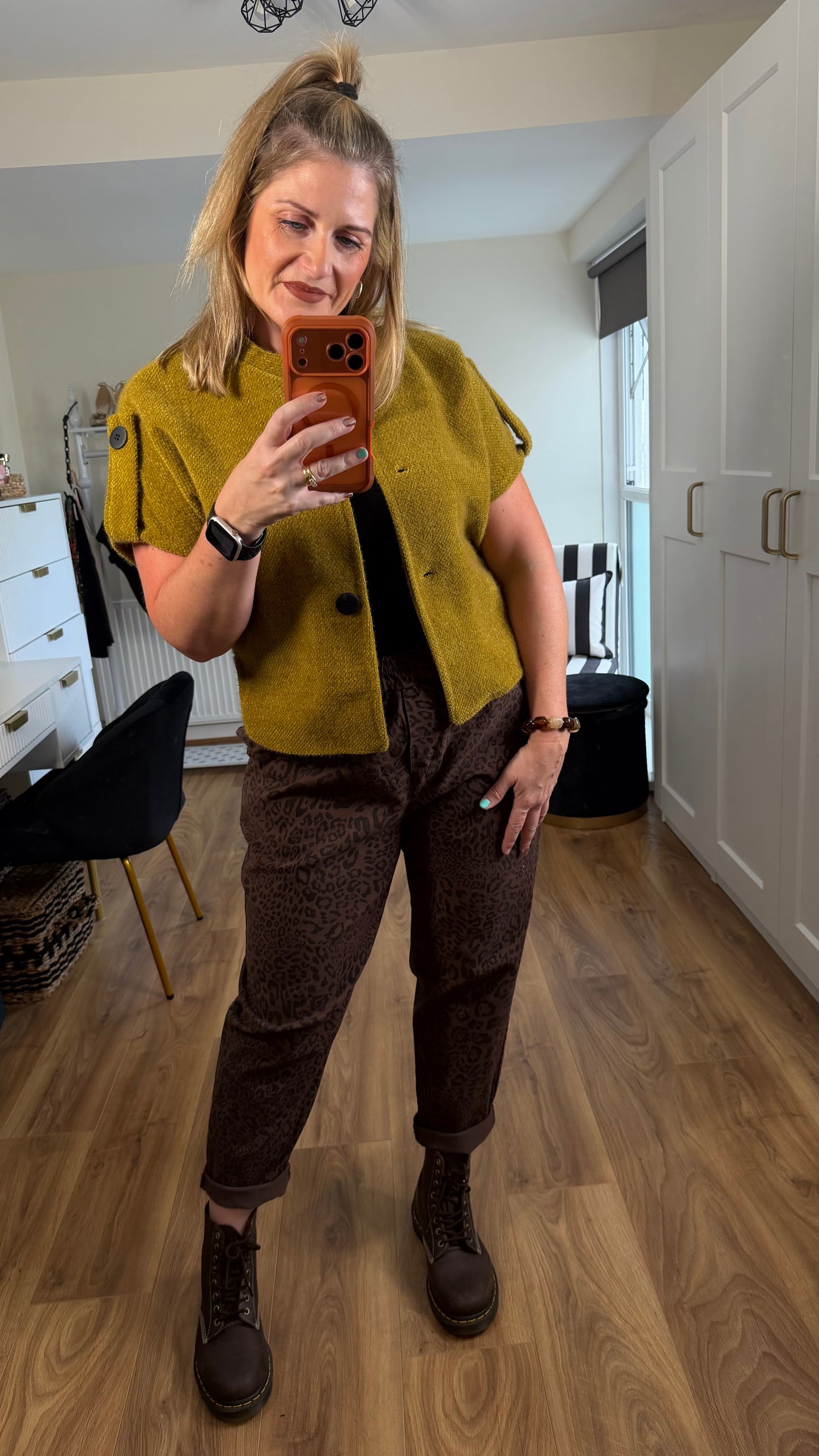 BUTTON JUMPER
