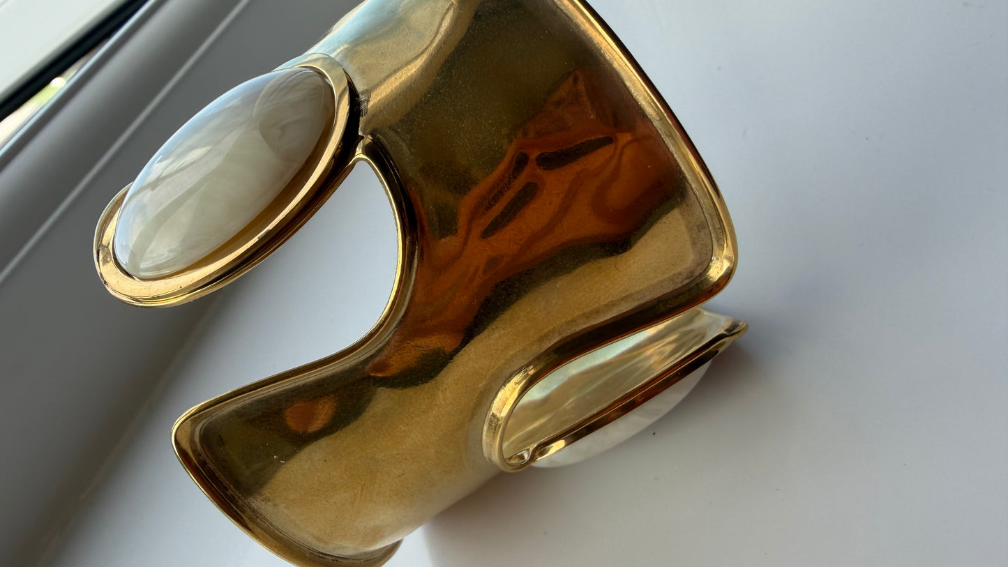 GOLD AND MOTHER OF PEARL CUT OUT CUFF