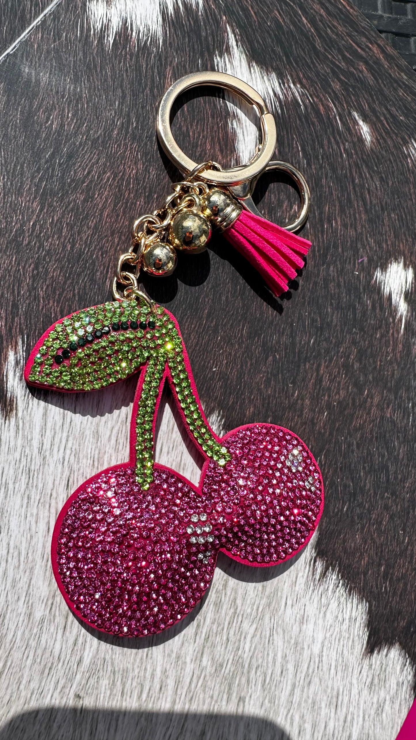 CHERRY SPARKLE KEYCHAIN