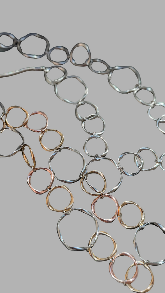 RING/CIRCLE NECKLACE