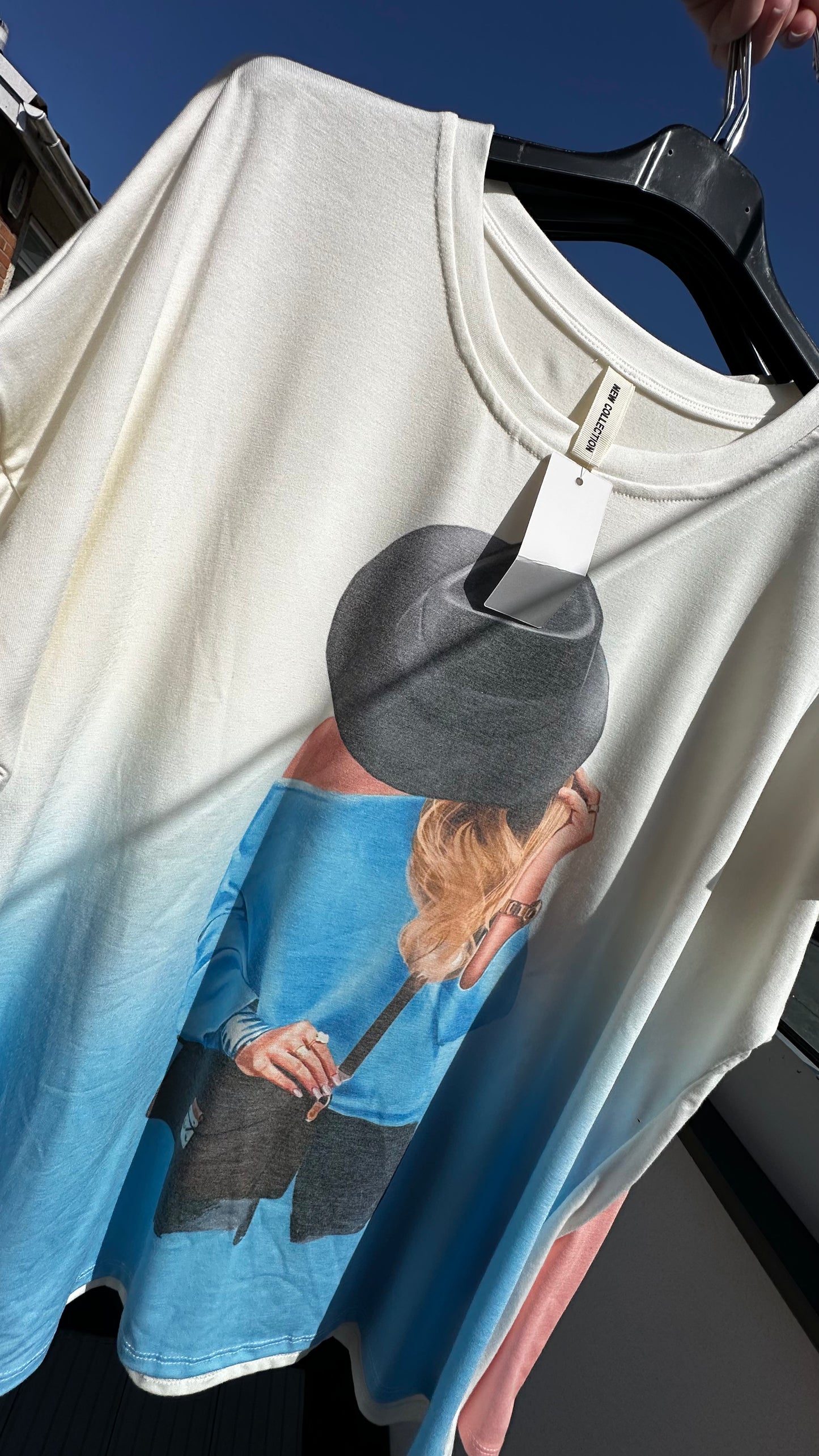 The JOAN tee