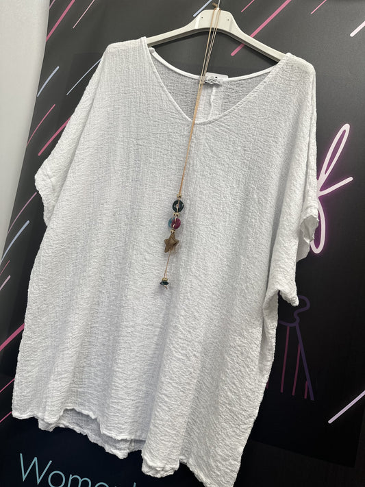 THE FRANCIS TOP WITH  NECKLACE